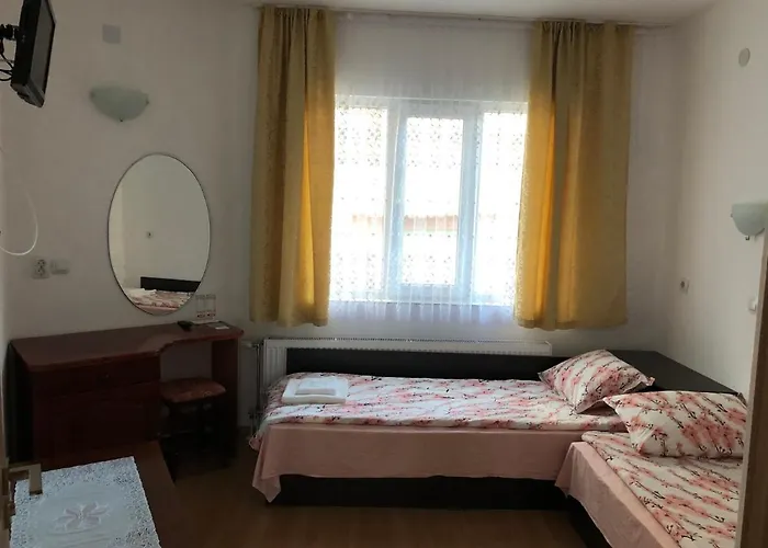 Family Panorama Szálloda Szarnica